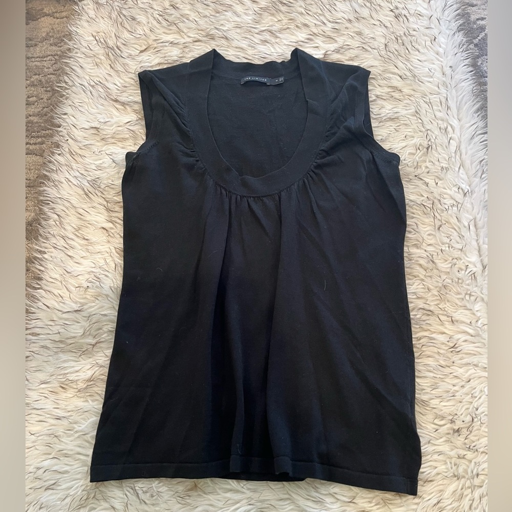 THE LIMITED Black sleeveless work top blouse - Women M
